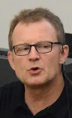 Manfred Schubert-Zsilavecz (* 1961)