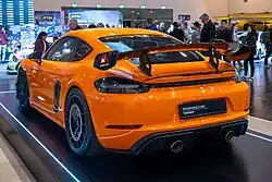 718 GT4 RS mit MR-Paket (Heckansicht)