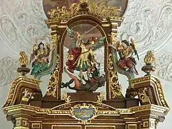 Altaraufsatz mit der Drachenszene