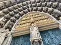 Mondsichelmadonna am linken Hauptportal des Kölner Domes