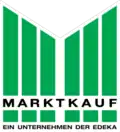 Logo von Marktkauf – mit Zusatz „Ein Unternehmen der Edeka“, wie das Logo im Gebiet der Edeka Minden-Hannover zum Einsatz kommt.