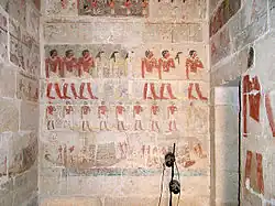 Darstellungen an den Grabwänden