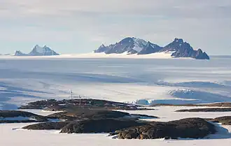Australische Mawson Station auf Welch Island (Antarktika) vor der Küste des Mac-Robertson-Landes