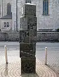 Stele vor der Volksbank mit Darstellungen der Geschichte von Medebach, Ansicht 3. Seite