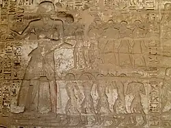 Verbringung Gefangener (Tempelwand, Nordostseite)