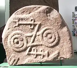 Museum Meigle – Doppel-Scheibe mit Z-Stab