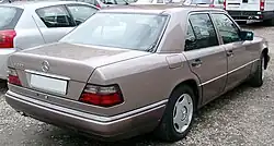 Mercedes-Benz E 200 (1993-1996)