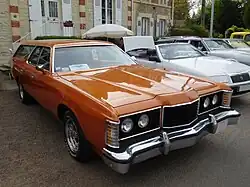 Mercury Montego Villager (1976)