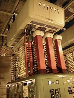 Quecksilberdampfgleichrichter der HGÜ Nelson River (Sperrspannung: 150 kV, maximaler Strom: 1800 A)