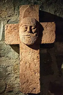 Merowingerkreuz in der Domkrypta