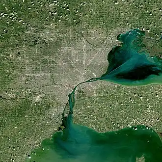 Satellitenaufnahme der Metropolregion Detroit