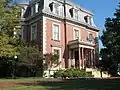 Das Missouri Governor Mansion, seit 1969 im NRHP gelistet[9]