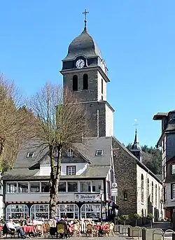 Vorderansicht von Westen