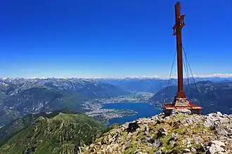 Blick vom Gipfel Richtung Nordosten (Ascona, Locarno, Magadinoebene, Tessin)