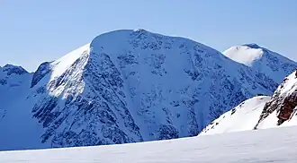 Monte Pasquale von Nordwesten, rechts dahinter der Palòn de la Mare