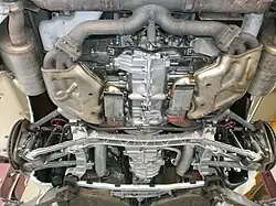 Serienmäßiger Motor von unten (Abdeckung entfernt)