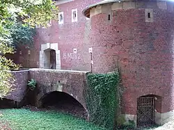 Als historische Burg getarnter Luftschutzbunker in Münster, Zweiter Weltkrieg