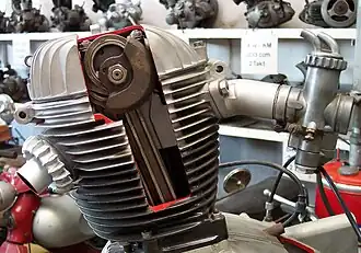 NSU Max Motor mit ULTRAMAX Schubstangensteuerung