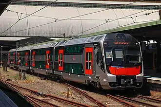 Vierteiliger D-Zug in Sydney