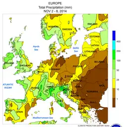 Niederschlagssummen 2.–8.: Erkennbar die Extremereignisse an der Kärntnerisch-Furlanischen Grenze und am unteren Isonzo (über 400 mm), die Stauzonen im Rhone-Gebiet und Raum Genua–Lombardei–Tessin und in Slowenien, sowie im Latium und Sizilien mit je über 200 mm