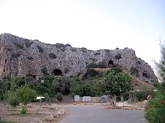 Blick zum Eingang (rechts oberhalb der großen Öffnung)