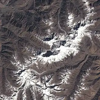 Satellitenaufnahme des Nanga-Parbat-Massiv (nahezu eingenordet)