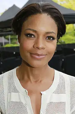 Naomie Harris spielt im Film Chirons drogensüchtige Mutter, Mahershala Ali, hier bei der Premiere des Films in Toronto, spielt seinen Ersatzvater Juan