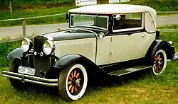 Nash Series 871 Cabriolimousine (1931)