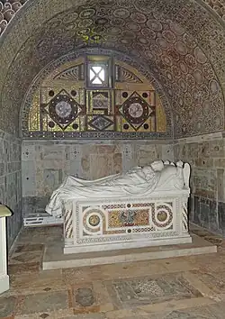 Grabmal von Großherzogin Alice