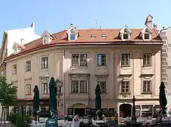 Nr. 27 − Zur goldenen Weintraube