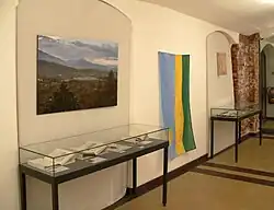 Ausstellungsbereich im NLD mit der Flagge Ruandas