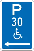 Behindertenparkplatz auf der linken Seite mit 30 Minuten Höchstparkdauer – Schild aus Neuseeland