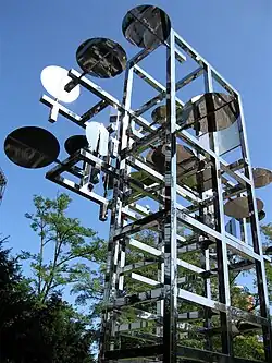 Nicolas Schöffer: Chronos 10B, 1980, Europäisches Patentamt, München