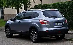 Nissan Qashqai+2 (2010–2013)