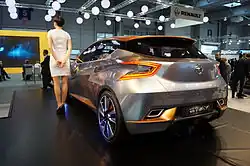 Nissan Sway, Heckansicht