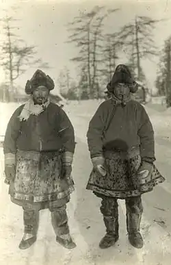 Traditioneller Rock aus „Isländer“-Seehund der Niwchen