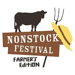 Die Kuh Helga als Maskottchen des Nonstock Festivals