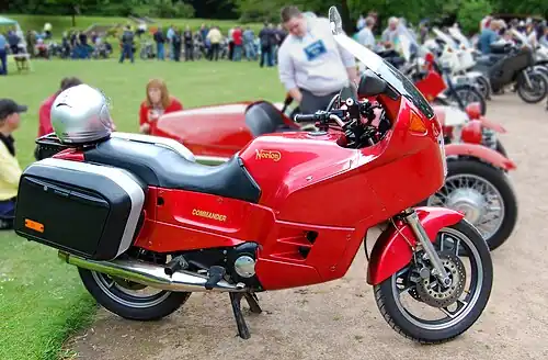 Norton Commander P53 mit abnehmbaren Krauser K2-Koffern