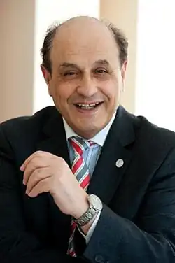 27. April: Nossrat Peseschkian (2010)