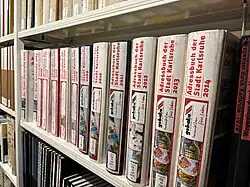 Karlsruher Adressbücher im Lesesaal der Badischen Landesbibliothek