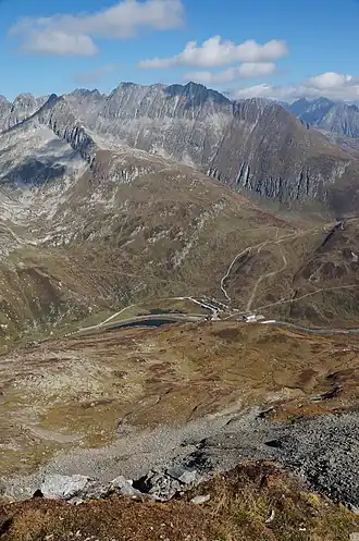 Piz Tiarms und Oberalpsee