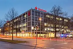 Früheres Gebäude der Sparkasse Hannover, heute als Bürgeramt Aegi Teil der Verwaltung der Stadt Hannover