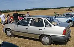 Opel Kadett Stufenheck (1985–1989)