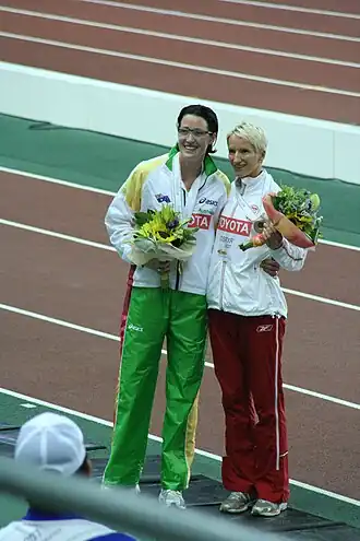 Bronzemedaillengewinnerin Anna Jesień (rechts), 2002 EM-Dritte, zusammen mit Jana Pittman