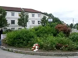 Der Otto-Rosenberg-Platz am S-Bahnhof Raoul-Wallenberg-Straße