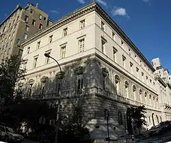 Otto H. Kahn-Haus an der 91st Street/Fifth Avenue, heute Kloster des Heiligsten Herzen Jesu (1916–1918)