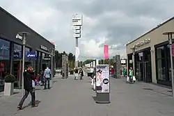 Eingang zum Designer Outlet Soltau