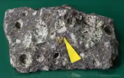 Oxykinoshitalith (beige)