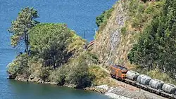 Bahntrasse am Douroufer