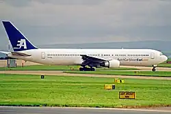 Boeing 767-300 der DutchCaribeanExel